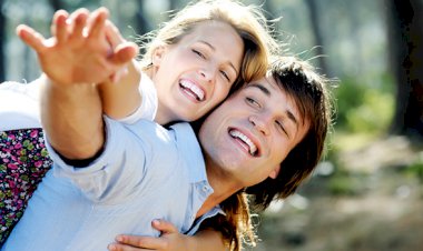 Biz Nasıl Seviyoruz?