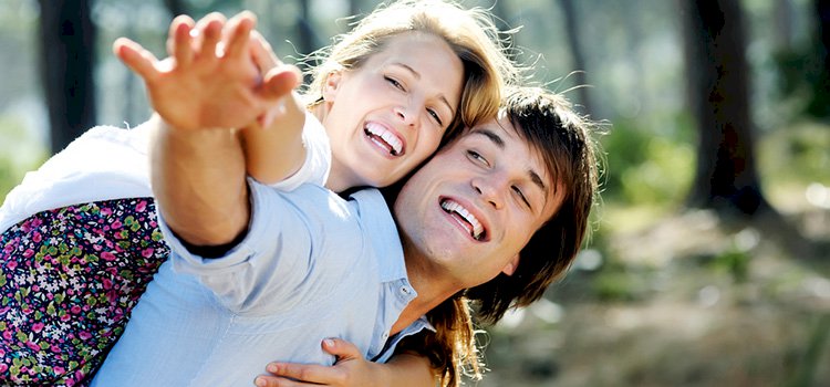 Biz Nasıl Seviyoruz?