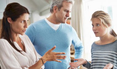 لا تحكمي على أباك وأمك