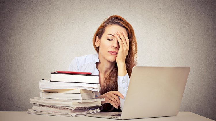 Pourquoi une femme essaie de se montrer forte ?