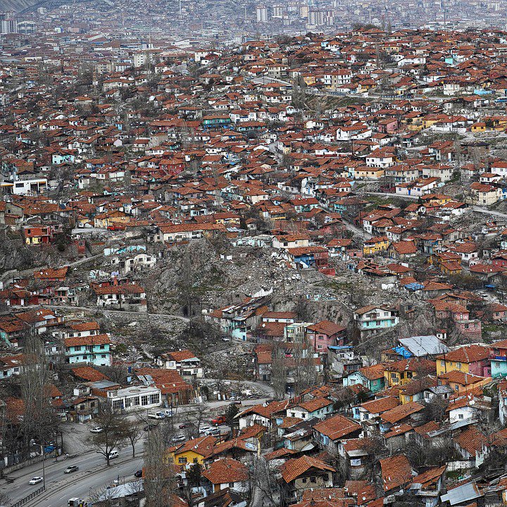 İnsansal Dönüşüm Kentsel Dönüşüm