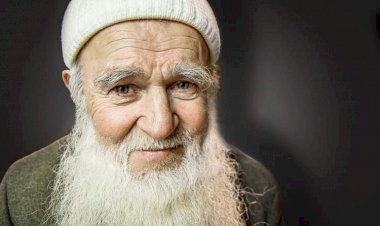 Dedeler Kötü Canavarlardan Korur mu ?