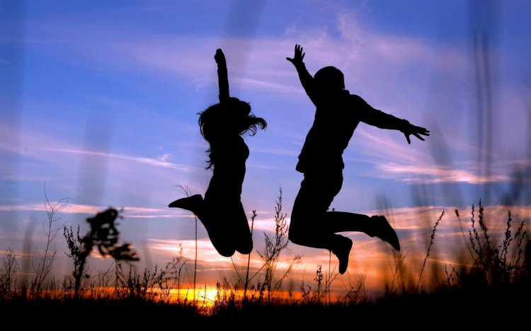 Neden Mutlu Olamıyoruz?