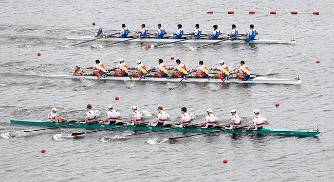 Türk Şirketi ve Japon Şirketi Kürek Yarışı Yaparsa Ne mi olur?