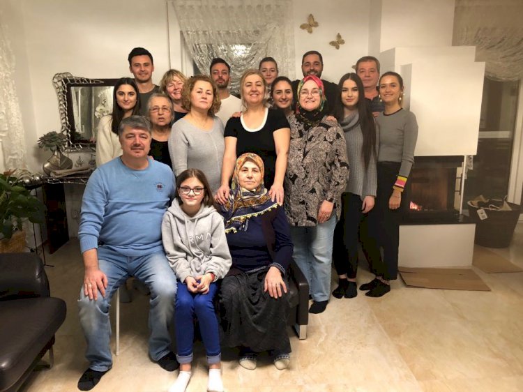 Zorluklarla Mücadele Eden Bir Annenin Yaşam Hikayesi