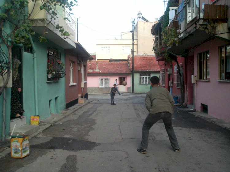 Geçmişin Gölgeleri                                                                             6.Bölüm