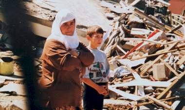 2 Bölün 18. Geçmişin Gölgeleri