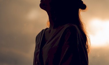 Vesvese Sözlüğü 86- Çaresiz De Sensin Çare De