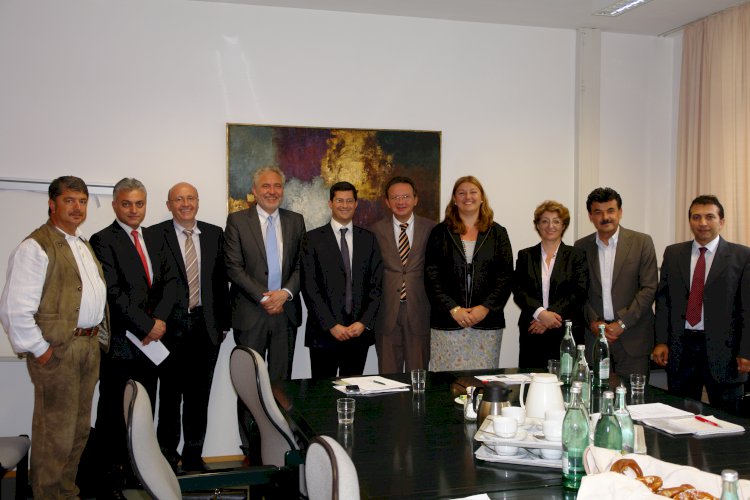 Geçmişin Gölgeleri Bölüm 23