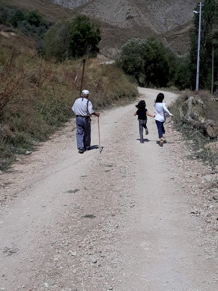 İnsan Olmayı Hatırlamak